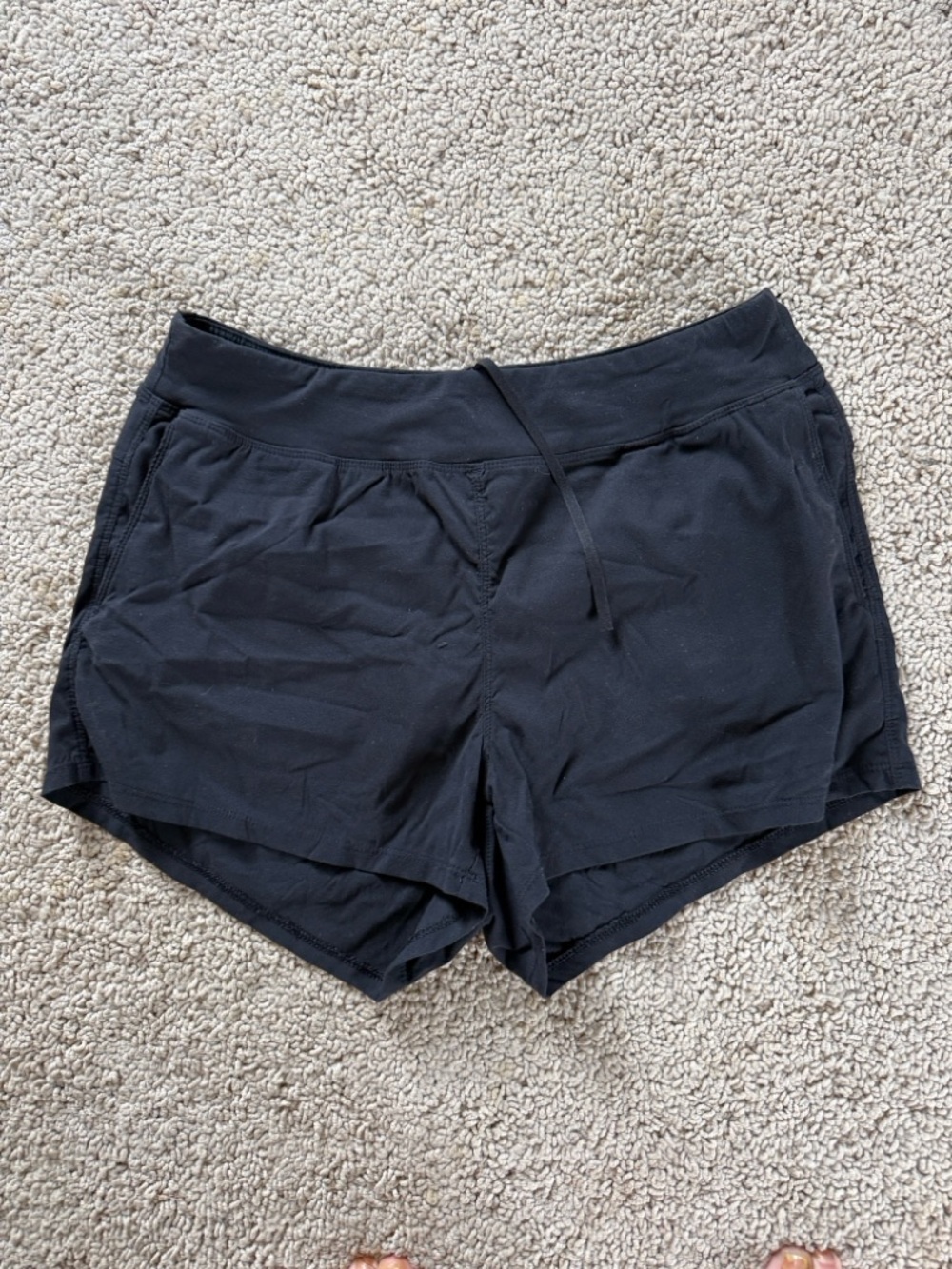 Mountain Hardwear Women's M Running Shorts Lightweight Athletic Black‎